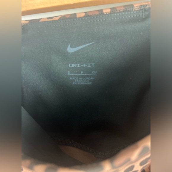 Nike Dri-Fit Workoutfit Set - tank top/M and leggings/S - Picture 4 of 5